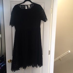 H&M black lace midi dress